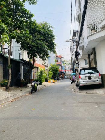 Sát vách quận 1  hxh đỗ cửa  dương bá trạc, q8 6646152