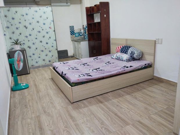 Cho thuê chdv ngay cầu thị nghè,bình thạnh,25m2,wcr, 4tr 6647214