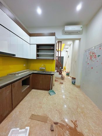 Bán nhà phố hoàng văn thái 52m2 x 4t x 12,5 tỷ ô tô, kinh 6647600
