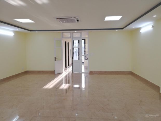 Cho thuê văn phòng mặt phố khuất duy tiến  ưu đãi 50 chi p 6647613