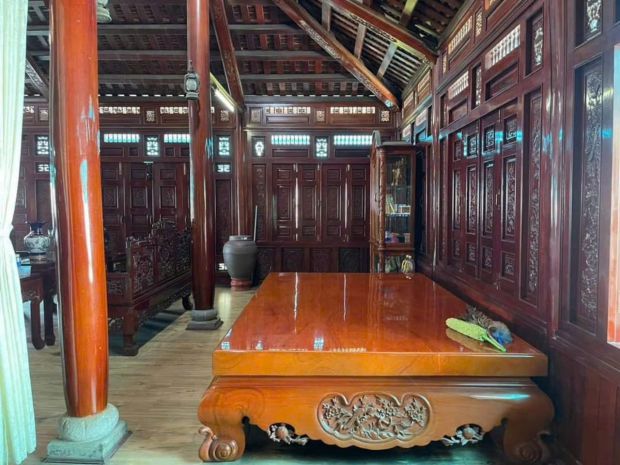 Bán gấp biệt thự gỗ q8 , 860m2 , ngang 30m
gồm hầm, lửng, 2 6648268