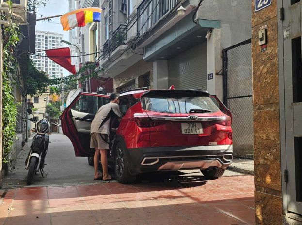 Nhà 5 tầng xuân đỉnh - ô tô vào - dt 46m2, mt 6m, lô góc - 6648484