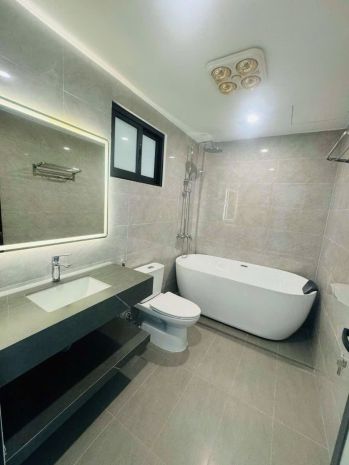 Nhà đẹp- giá tốt cần bán nhanh căn nhà vị trí tại phường 6648988