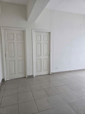 Cho thuê căn hộ dt 144m2 có thể làm văn phòng hoặc để ở lâu 6649207