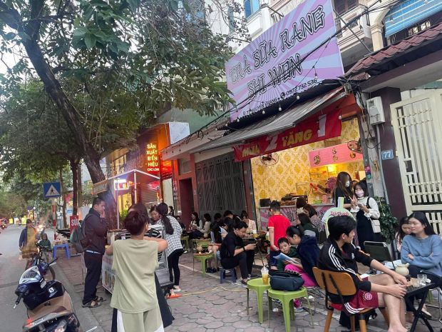 Sang nhượng quán ngay mặt đường nguyễn khang  gần cầu yên 6649598