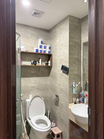 Mình cần tìm 1 bạn nữ ở ghép hoặc pass nguyên phòng master 6649797