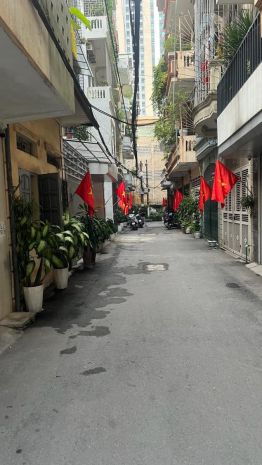 Vũ tông phan- gần 8 tỷ - thang máy - lô góc- 5 tầng 6649960