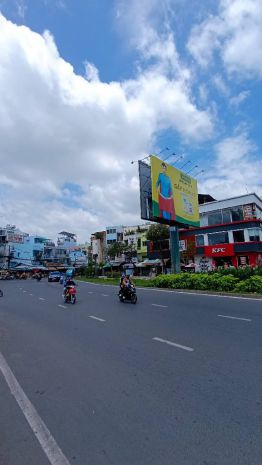 Bán nhà ngay tùng thiện vương 4 tầng 148m2 1 bước sang quận 6650241
