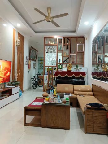 Bán nhà phố vũ hữu, ngõ rộng, sat phô, cưc hiêm nha 6650379