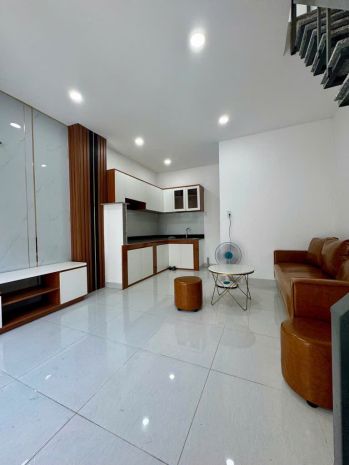 Bán nhà gần ql1a, 2 tầng,tặng full nội thất, giá chỉ 2,4 tỷ 6650512
