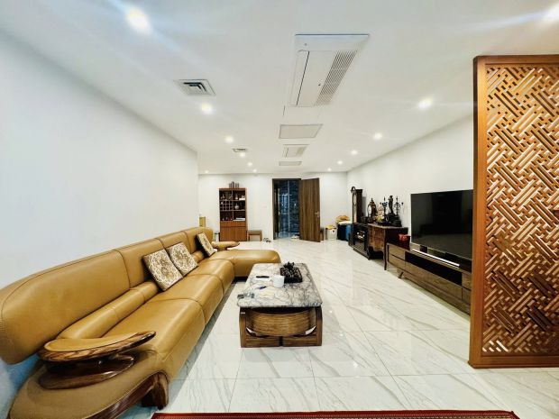Bán tòa nhà vp lạc long quân, tây hồ - 288m² x 8t có hầm - 6650552