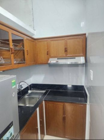 Cho thuê nhà nhoc 462 đường láng, 3 tầng x 30m2, 3 ngủ, 6651622