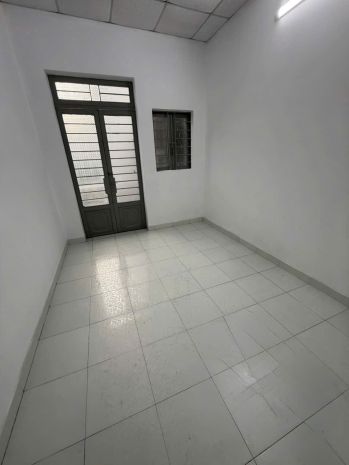 Bán nhà 2 tầng 4 x 10m hiệp thành quận 12 hẻm ba gác shr 6651832
