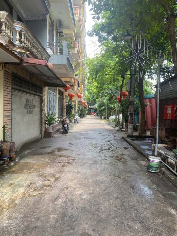 Cho thuê nhà nguyên căn ngõ 175 định công, 50m2 x 4 tầng, 4 6652014