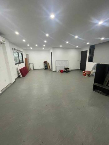 Cho thuê mbkd ngõ ô tô tạ quang bửu, 3 tầng x 70m2, thông 6653061