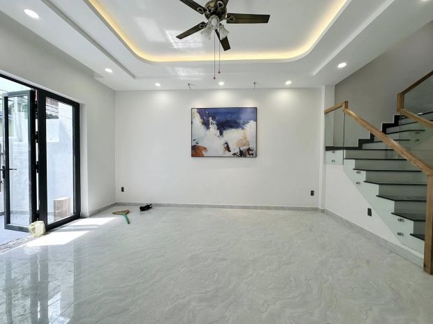 Hiếm!nhà 35m2x4t,vỉa hè oto tránh,ngõ thông,văn tiến 6654432