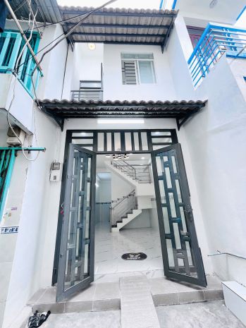 Nhà 2 tầng nở hậu hẻm xe ba gác đường cao lỗ p4q8. giá : 6655308