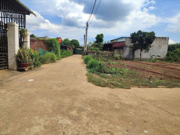Bán đất tây hòa trảng bom lô góc 2 mặt tiền 100m2 sổ riêng 6655318