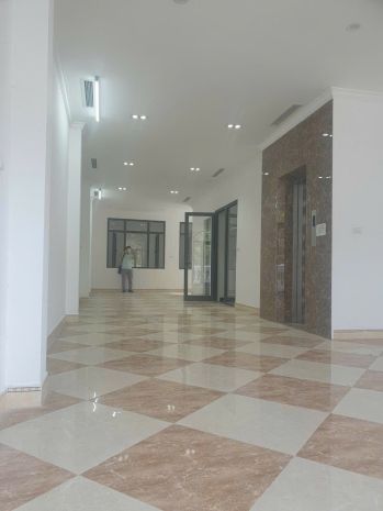 Cho thuê mbkd ngõ ô tô dịch vọng hậu, 105m2 x 1.5 tầng, mt 6656065