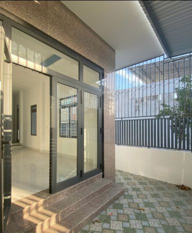 Bán nhà vĩnh ngọc nha trang dt:87m2 ngang 5,3m
giá chỉ 6656988