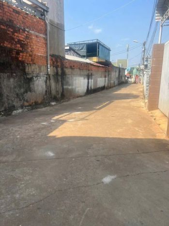Cần bán căn nhà hẻm 81 y wang ngay bách hóa xanh
 ngã ba 6657583
