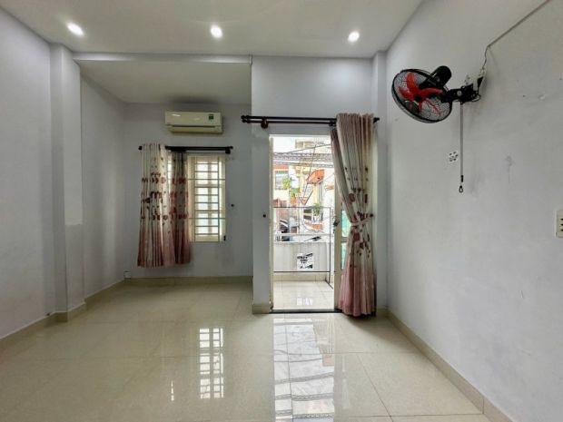 Giáp quận 1-nguyễn hữu cảnh-46m²4 x 11.6-2 tầng-cchỉ 6657954