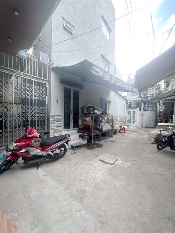 Nhà mới, sân rộng hẻm 1225 phạm thế hiển p5q8 6658948