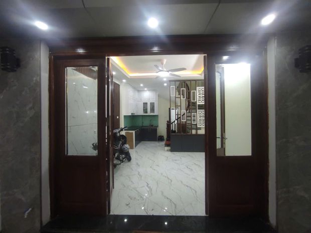Cho thuê nhà ngõ đê tô hoàng, 30m2, 5 tầng, 3 ngủ, 12.5 6659149