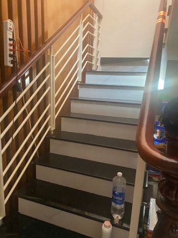 Chinh chu ban nhà có sân đãi tiệc và sân thượng . chính 6660258