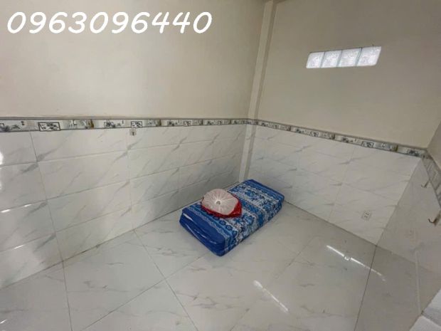 Bán gấp nhà hẻm oto bùi văn ba, quận 7, dt 36m2, 4 tầng, 6660358