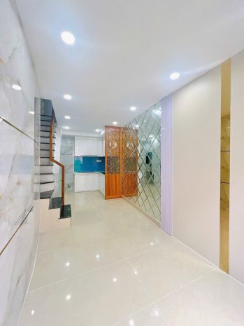 Mặt tiền lê cảnh tuân 3 tầng btct nở hậu 3ty54 6661046
