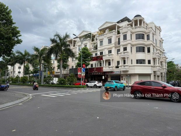 Cho thuê mặt tiền cityland phan văn trị căn góc 1400m2, 130 6661124