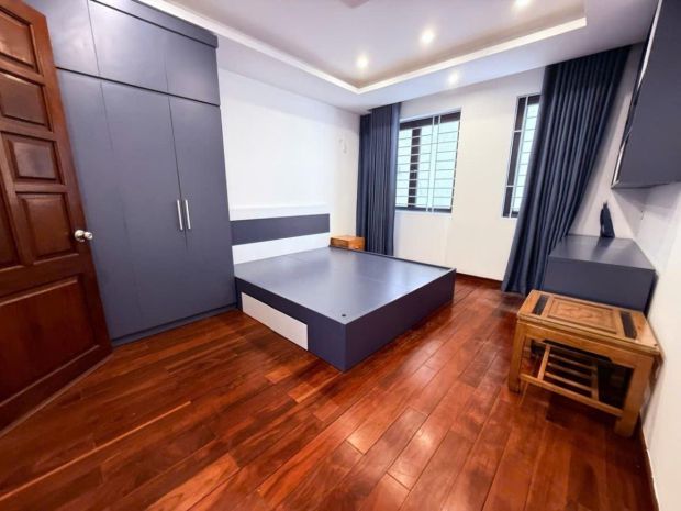 Bán nhà lê văn lương cầu giấy  ôtô vào nhà gần phố tặng nội 6661562