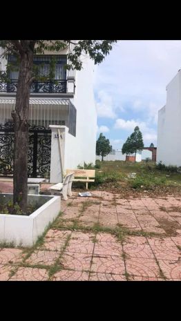 Chính chủ bán đất đẹp gần trung tâm tp. tân an  90m²  giá 6662115