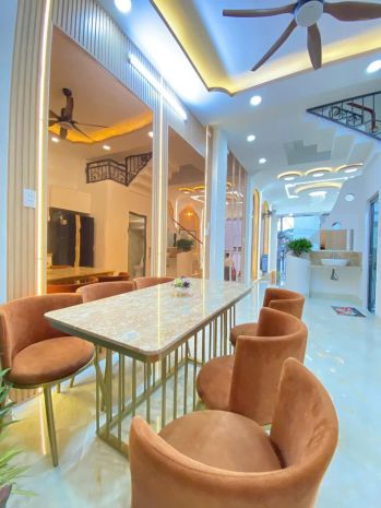 Chính chủ bán nhà phố mặt tiền trung tâm tp tân an  85m² 6662135