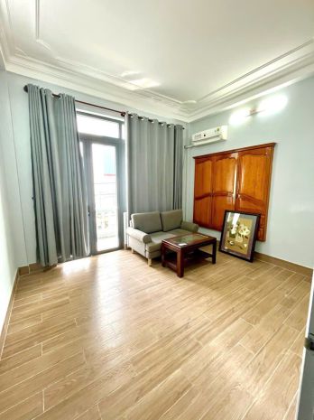 Nhà đẹp hẻm ô tô  nguyễn kiệm trung tâm tp 6663689