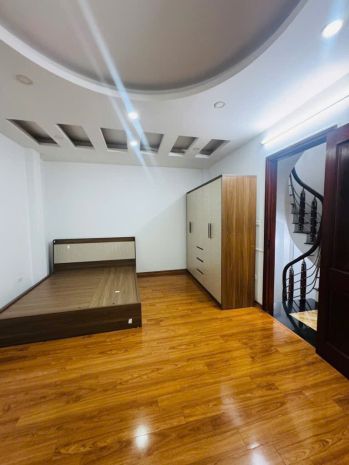 Bán nhà mặt phố tôn đức thắng, đống đa, 38m2 x 5 tầng, 8.7 6664060