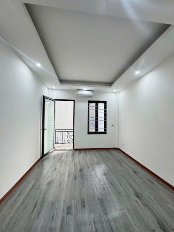 Bán nhà vĩnh hưng 2528 m2. 5 tầng. mặt tiền 3.75m giá 5.8 6664246
