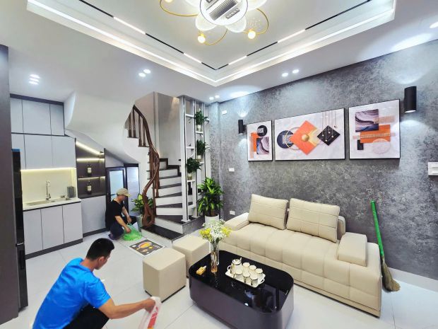 Bán nhà dương văn bé 2326m2. 4 tầng. mặt tiền 3.8m. giá 6664536