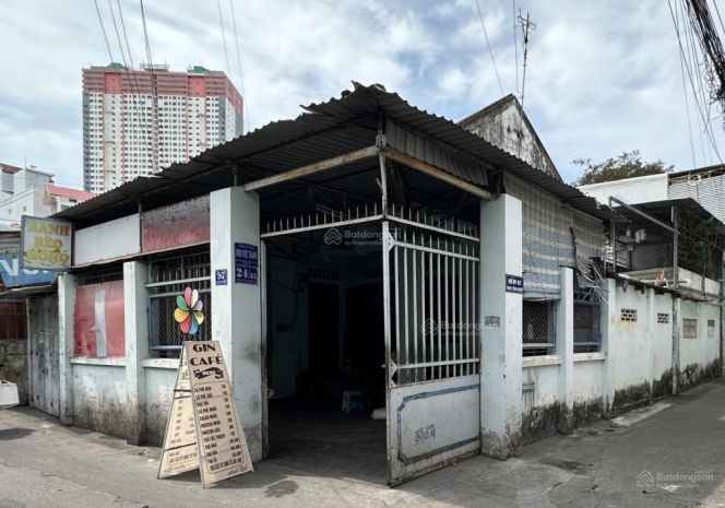 Cho thuê nhà lô góc 2 mặt tiền  phù hợp kinh doanh tại 6664813