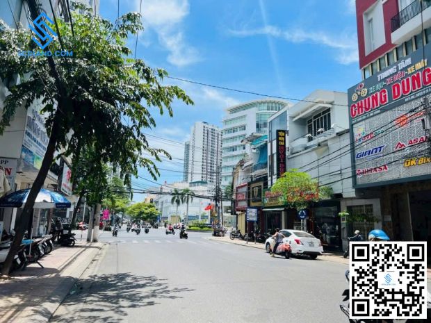 Cho thuê nhà nguyên căn mặt tiền lý thánh tôn  trung tâm 6664870