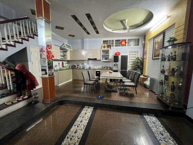 Siêu phẩm nguyễn khang  60m²  5 tầng  phân lô ô bàn 6666533