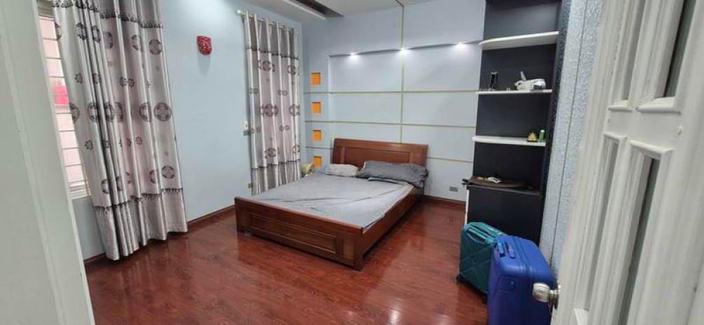 Siêu phẩm nguyễn khang  60m²  5 tầng  phân lô ô bàn 6666537