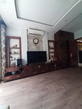 Lạc trung  nhà mới king kong  thang máy  ô tô đỗ cửa 6666674
