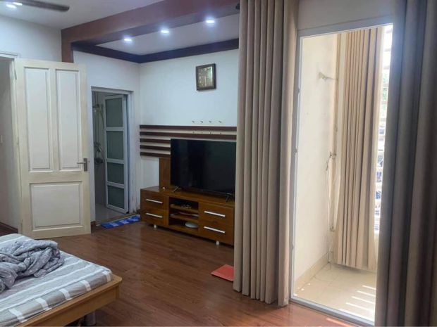 Lạc trung  nhà mới king kong  thang máy  ô tô đỗ cửa 6666676
