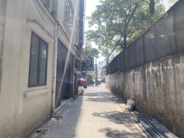 Thửa đất phân lô bàn cờ hoàng quốc việt, 96m2 3t mặt tiền 6668763