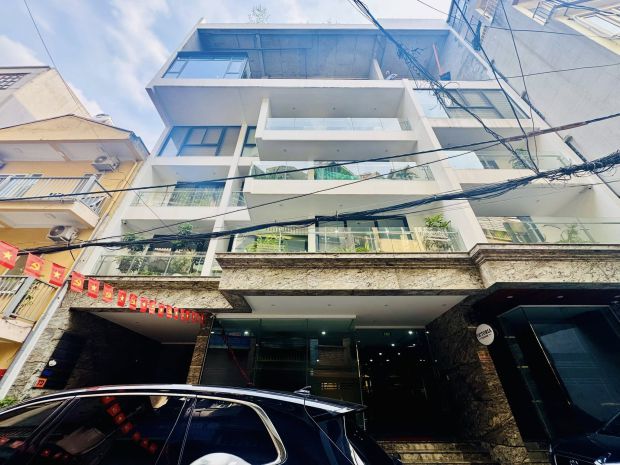 Tòa văn phòng siêu vip lạc long quân, 288m2 8t mt khủng 6668973
