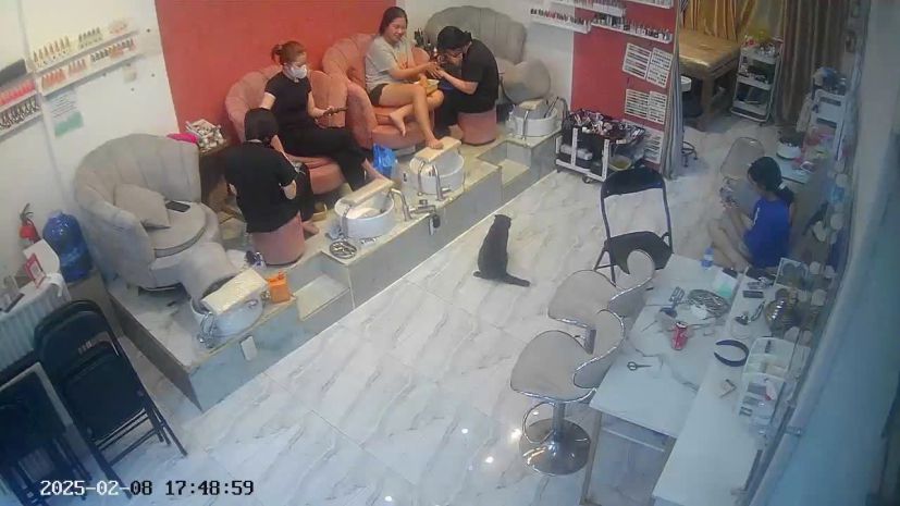 Sang tiệm nail ở hóc môn đang hoạt động tốt , mở dc 3 năm 6669076