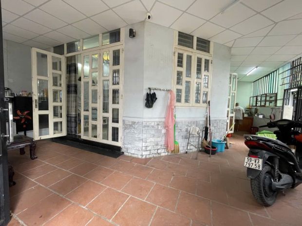 Lô góc 2 mặt xe tải đs 1 - 63m2 5 tầng  - cách 1 căn ra 6669096