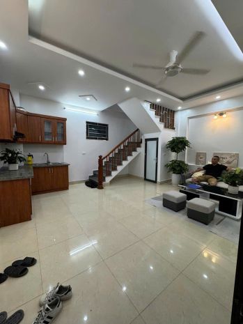 Nhà nhật tảo  5 tầng mới  gần ciputra  7,2 tỷ 6669790